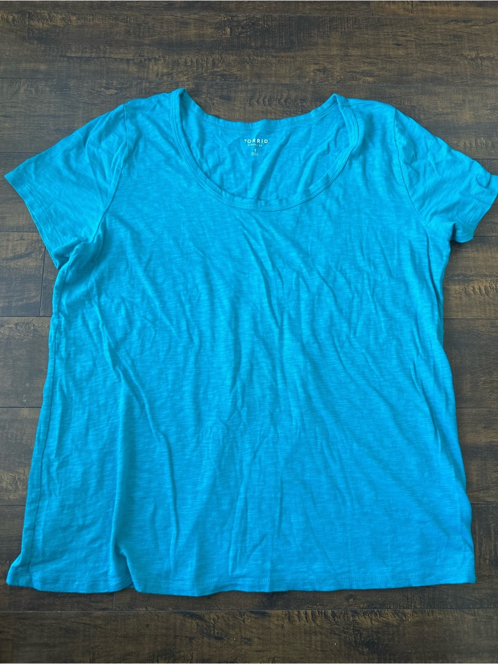 torrid Bright Teal Short Sleeve Scoop Neck Tee